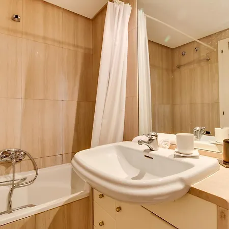 Apartamento Atenea @edificio Golden Life 자베아