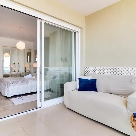 Apartamento Atenea @edificio Golden Life 자베아
